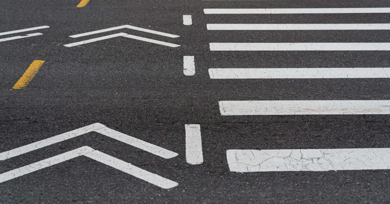 crosswalks-city-closeup-min